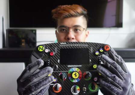 Thrustmaster SF1000 Formula Wheel Add-on Review